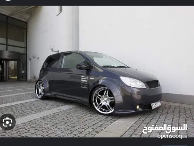 مطلوب عربيه لانسر بومه مانيوال أو النترا الجمل بس حاله ممتازه