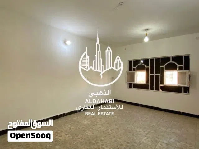 125 m2 4 Bedrooms Townhouse for Rent in Basra Kut Al Hijaj