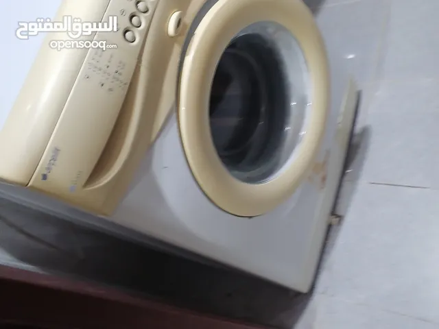 Ariston 1 - 6 Kg Washing Machines in Hawally