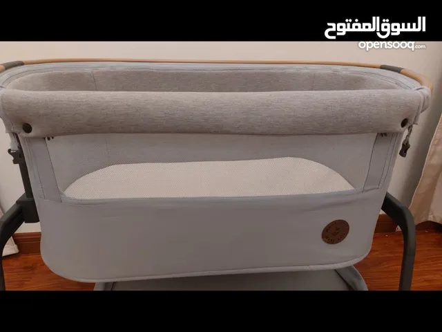 Maxi-Cosi Bedside Bassinet – Excellent Condition