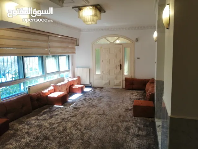 250 m2 3 Bedrooms Apartments for Rent in Amman Shmaisani