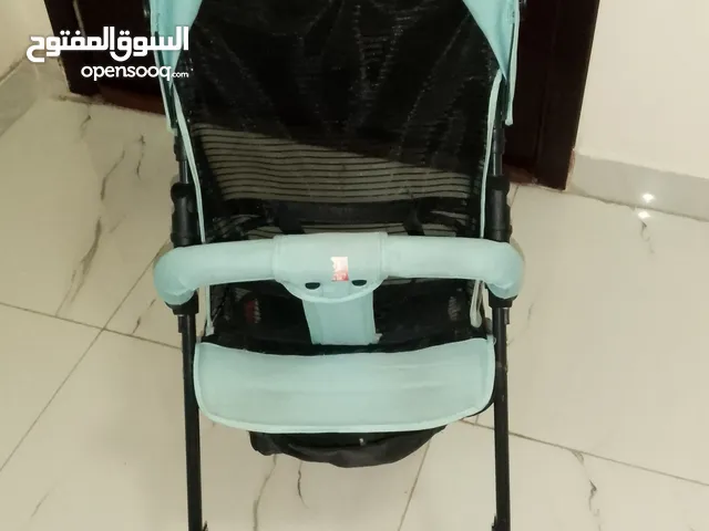 عربة أطفال