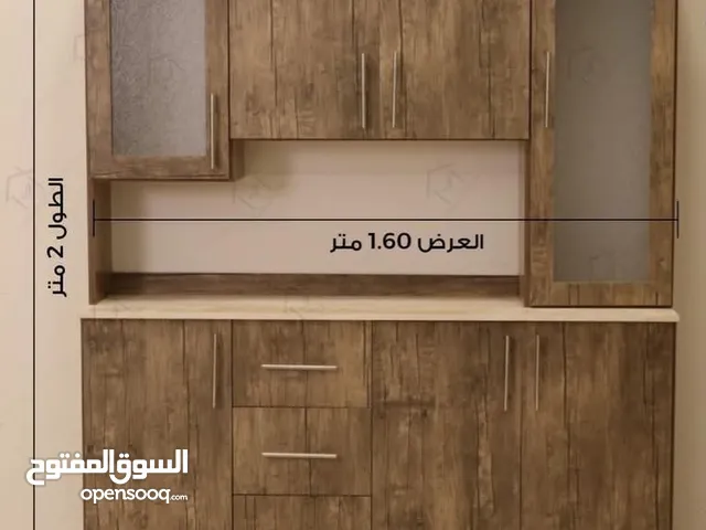 دولاب مطبخ واضح في الصور