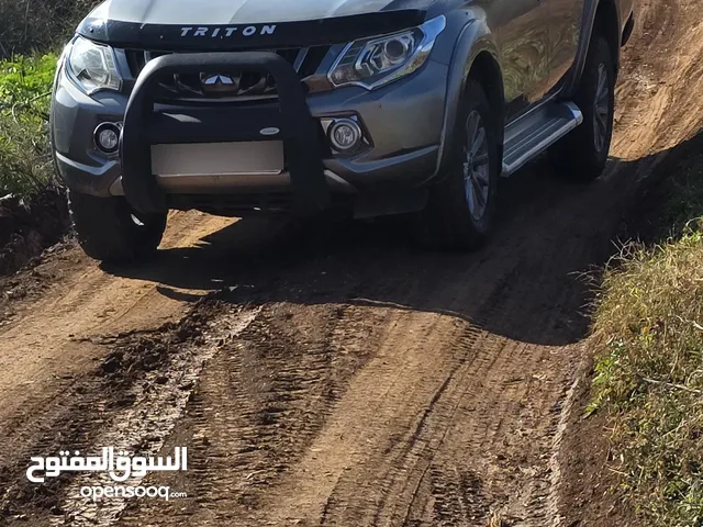 مستبيشي L200