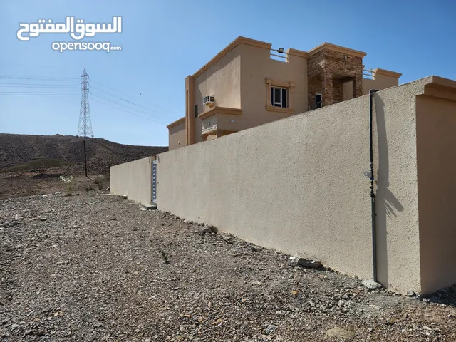 320 m2 More than 6 bedrooms Townhouse for Sale in Al Batinah Sohar