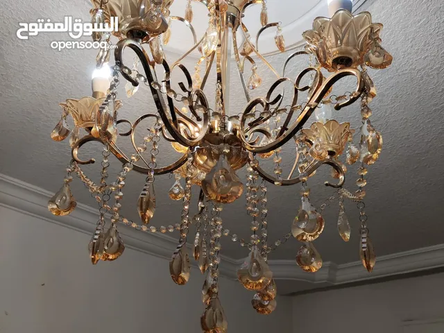 ثريات للبيع