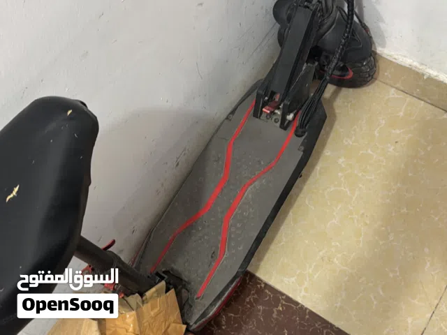 برجاء قرائه الوصف جيدا Read   سكوتر يحتاج تصليح بطاريه بسعر 35 دينار  Scooter need  battery fix