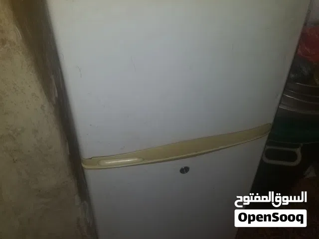 ثلاجه للبيع
