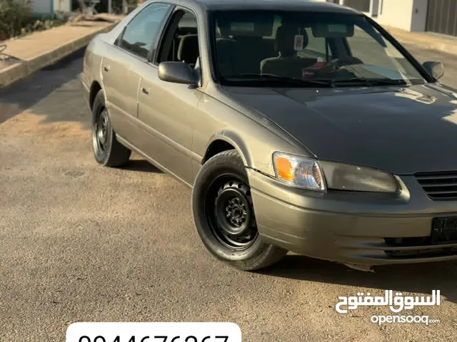 Toyota Camry 2001 in Tripoli