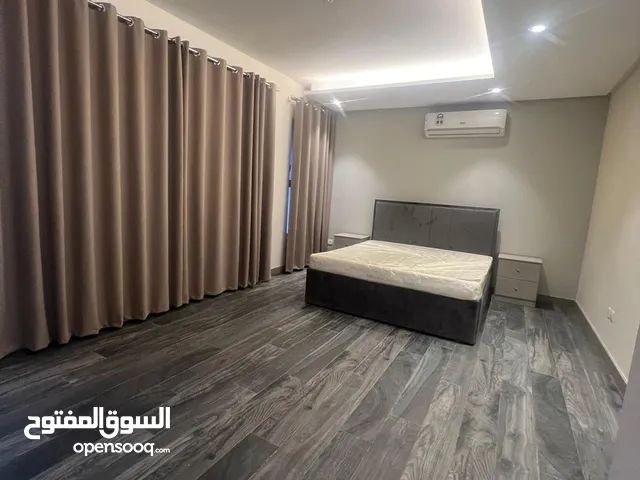 0m2 5 Bedrooms Villa for Rent in Muharraq Diyar Al Muharraq