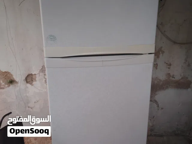 تلاجه كبيره شغاله فحص وغاز شغال