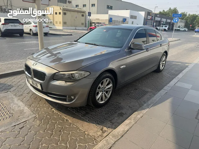 BMW 520i F10 2013 2014 very clean .  buy and  drive. Condition.