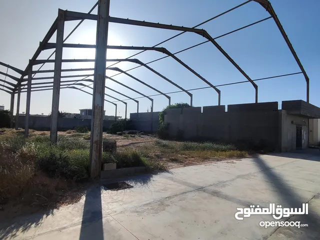 هناجر للبيع