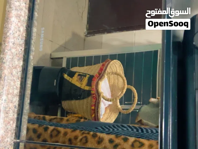 للبيع مكرويف جديد ونضيف بس انكسر الصحن حقه  بسعر 18