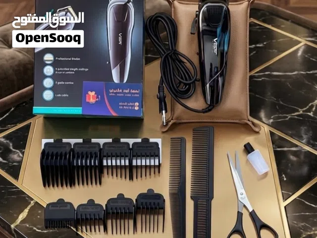 ماكينة حلاقة احترافية VGR V-127 مع بكج متكامل لكل احتياجاتك