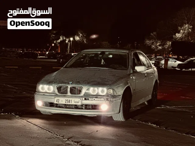 بي ام فيا خامسه 2002