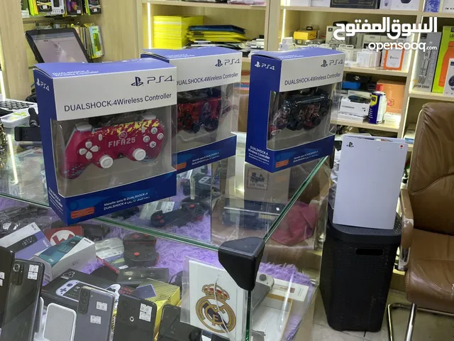 PS4 controller