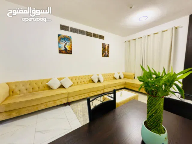 G2/غرفتين وصالة مفروشة بالنعيمية2 شاملة جميع الفواتير مع بلكونة وحمامين /بناء جديد