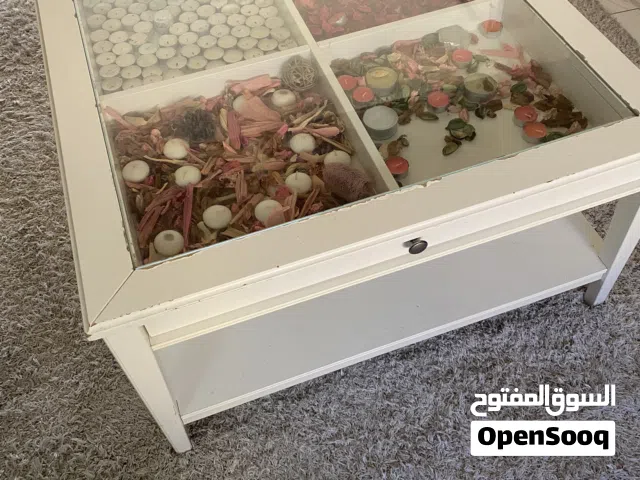 للبيع خزانة تلفزيون
