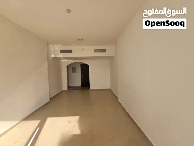 شقة للبيع بالشارقة