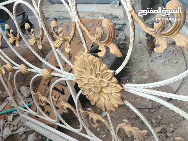 مجموعة أغراض للبيع كل شي وسعرة