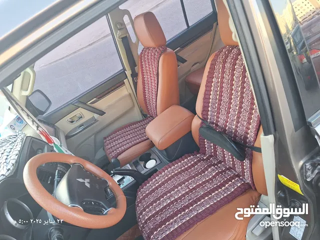 متسوبيشي باجيرو نظيفة جدا