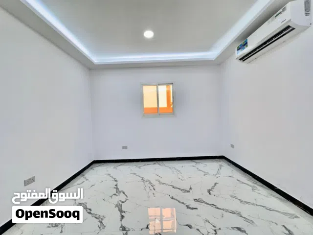 شقه للإيجار في مدينه ابوظبي ( مدينه الرياض )