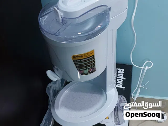 مكينة صنع ايس كريم