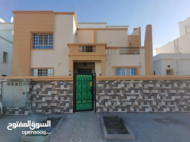 345 m2 4 Bedrooms Villa for Rent in Muscat Al Maabilah