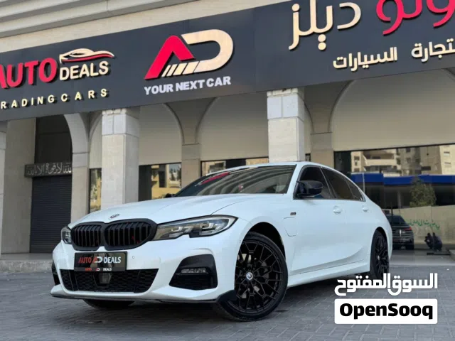 2022 بي ام دبليو الفئة 3 330e