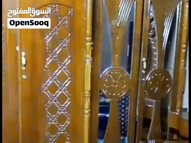 السلام عليكم غرفه اخشاب عراقي اخت الجديده استعمال شهرين نظيفه جدا