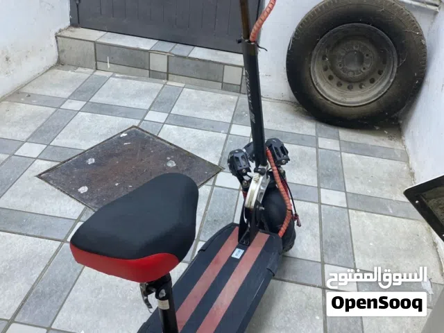 للبيع سكوتر اموره فوق طيبه