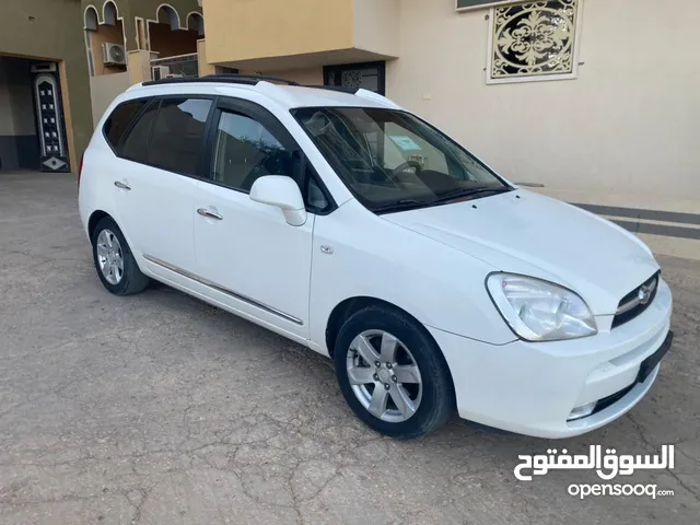 Used Kia Carens in Tripoli