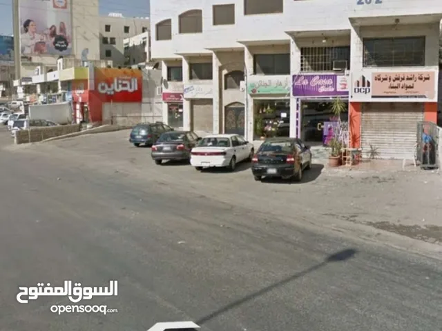 للإيجار مكاتب تجاريه  عدد 2  مساحات مختلفه 65 م و 45 م شارع وصفي التل / اشارات العساف