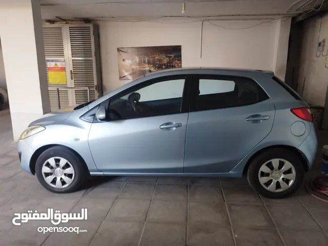 Mazda 2 model 2012