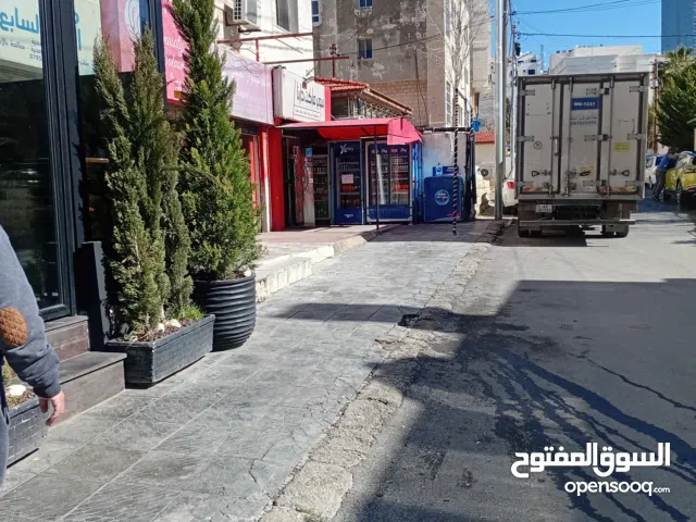 محل للايجار نهاية شارع المدينة المنوره باتجاه السابع