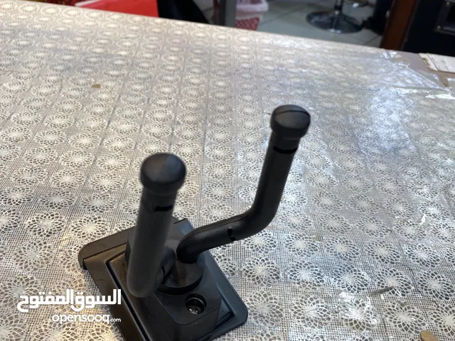 ستاند الالات موسيقة تعليق