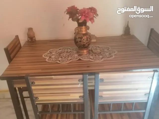 صفره ماليزيه وكراسي جلوس مع طقم ترابيز مدرجه