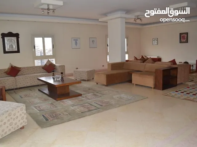 600 m2 5 Bedrooms Apartments for Sale in Cairo Nasr City