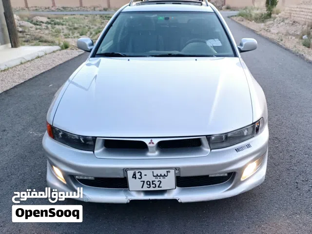 2004 Mitsubishi Galant Standard
