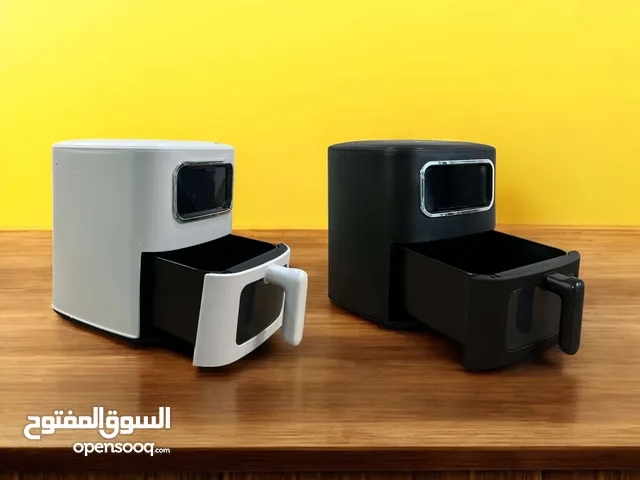 قلاية هوائية 10 لتر من سلفر كرست الاستخدامات: تحضير وجبات صحية باستخدام القليل من الزيت أو بدونه.