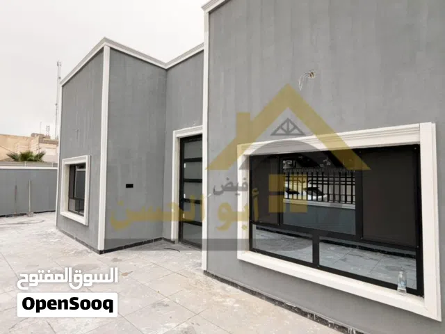 500 m2 5 Bedrooms Townhouse for Rent in Basra Jaza'ir