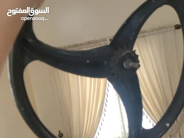 رنق مروحه نضيف خلفي مايشكو من شي يبيله صبغه فقط لانه كان مخزن والون تقريبا رايح