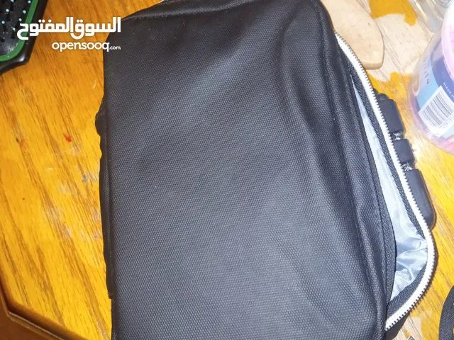 شنط يد رجالي صناعة امارتية