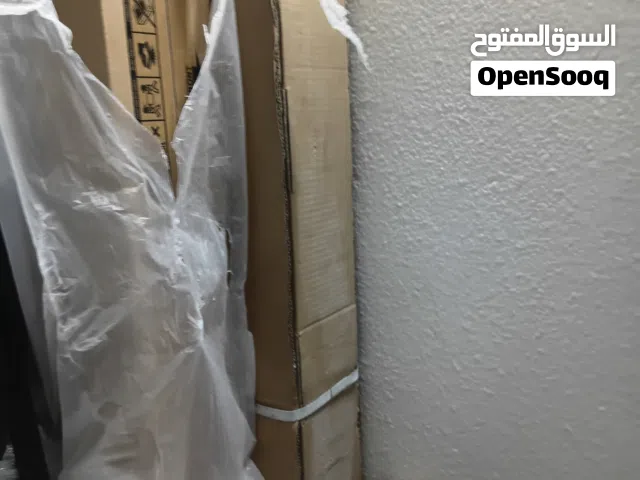 شاشه 70بوصه