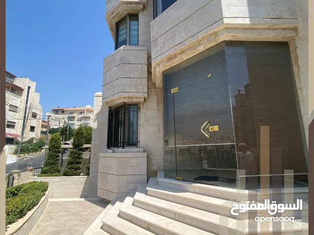 1000 m2 More than 6 bedrooms Villa for Rent in Amman Abdoun