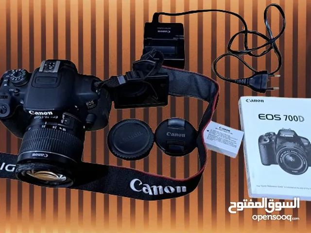 كاميرا كانون EOS 700D