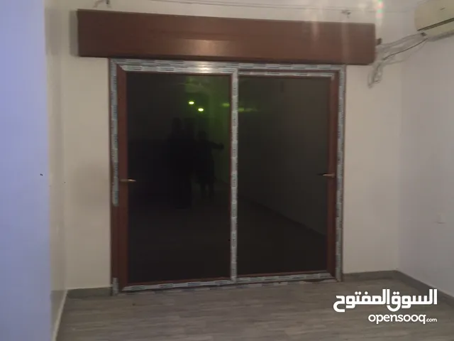 150 m2 2 Bedrooms Apartments for Rent in Tripoli Edraibi
