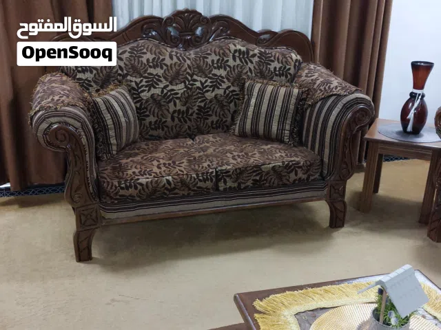 طقم كنب للبيع بحاله الوكاله