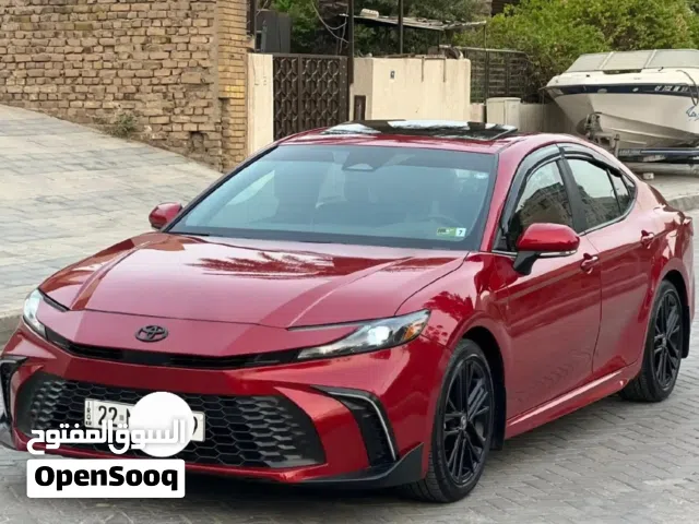 Toyota Camry SE 2025 Black Top